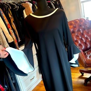 SHELBY & PALMER CONTRAST Black & White Bell SLEEVE DRESS size 12